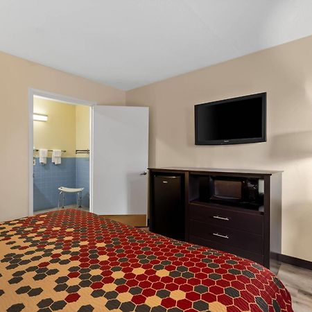 Econo Lodge Fredericksburg Near I-95 Buitenkant foto