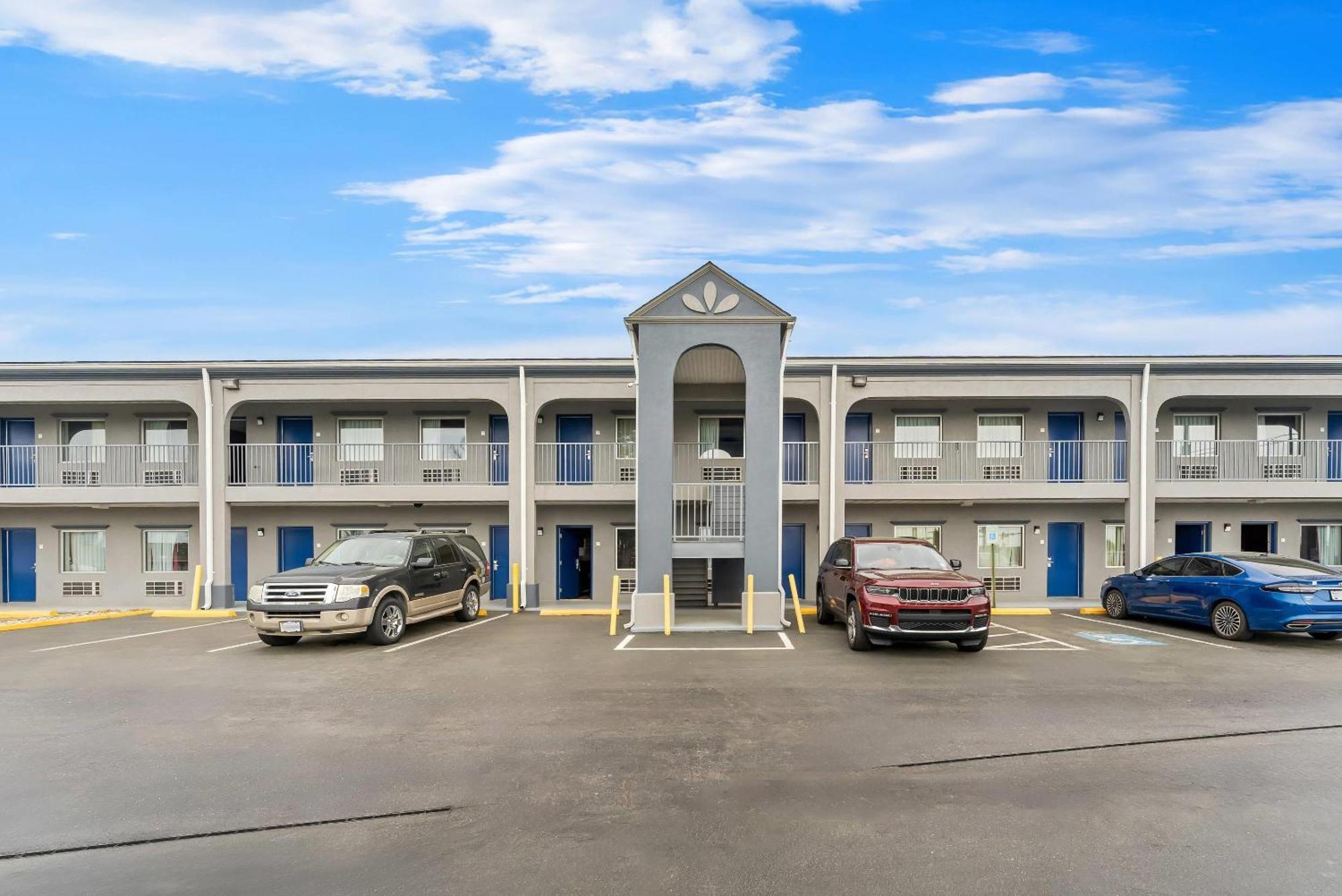 Econo Lodge Fredericksburg Near I-95 Buitenkant foto